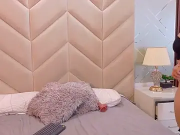 Haileycabrera  live sex cam