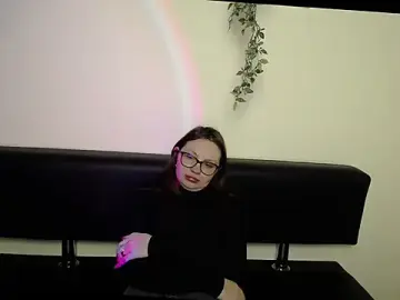 LiliaErmi  live sex cam