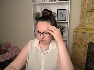 LiliaErmi  live sex cam