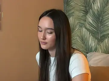 LindaMaxx  live sex cam