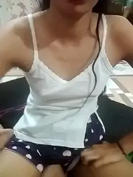 Meenaksi-singh  live sex cam