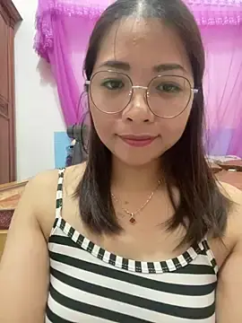 Phiea-nc94  live sex cam
