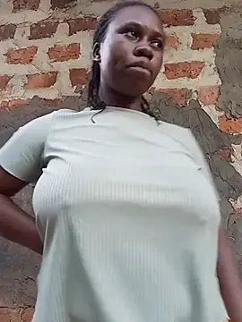 Sassy_boobs21  live sex cam