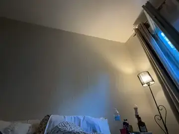 Shylyy25  live sex cam