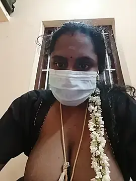 Tamilpavi_58  live sex cam