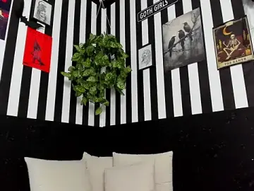 Liz_goth  live sex cam