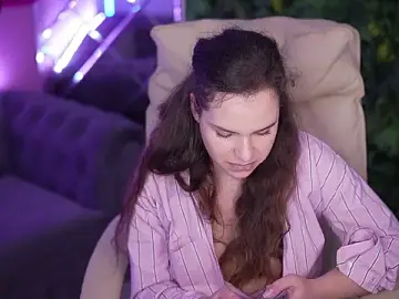 ArinaVoicee  live sex cam