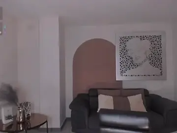 LillySanders  live sex cam