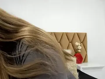 NahomiAndrew  live sex cam