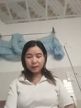 Sexy-ladyboobs20  live sex cam