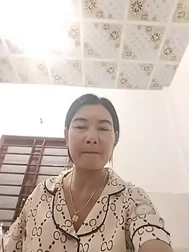 Sexy-ladyboobs20  live sex cam