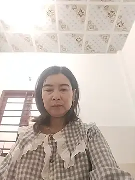 Sexy-ladyboobs20  live sex cam