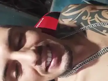 Fefehfe  live sex cam