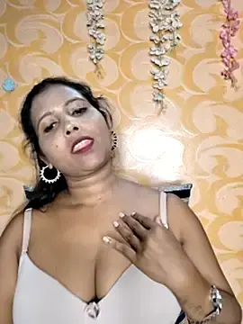 Hornykhushi321  live sex cam