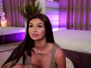 Emily__Hudsson  live sex cam
