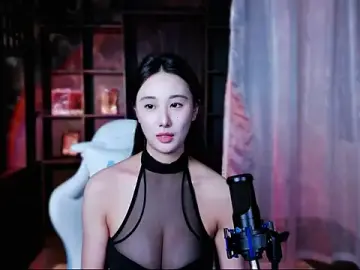 Lucky__Yuner  live sex cam