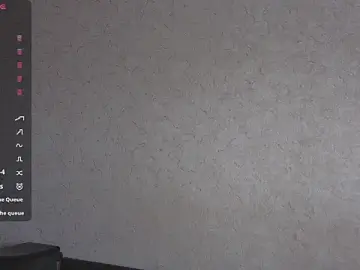 MiaLovelyOne  live sex cam