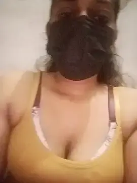 Tamil-kuttyi  live sex cam