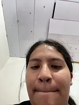 Moncerrat_luna  live sex cam