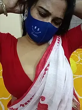 Bantyroy551  live sex cam