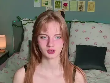 ElfieWhite  live sex cam