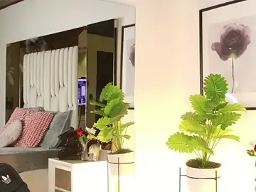Kitty_Eliffe  live sex cam