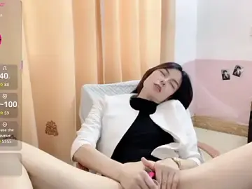 Linda-LL  live sex cam