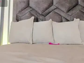 Cocoamore  live sex cam