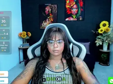 Khenoryfranz  live sex cam
