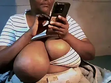 Sweetmilkylady  live sex cam