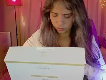 AllisonCatUwU  live sex cam