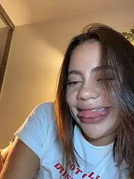 Aryrosee  live sex cam