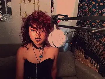 DemonessAzazel  live sex cam