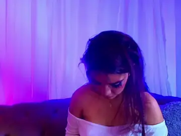 LilyyDream_  live sex cam