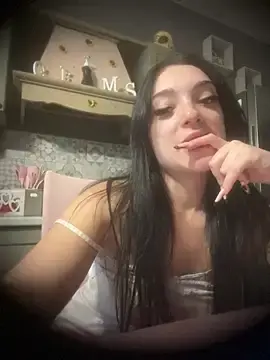 Emmanow  live sex cam