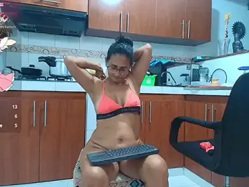 Helena_mature  live sex cam