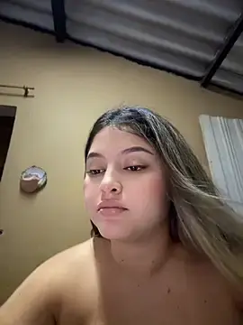 Lunablossom_  live sex cam