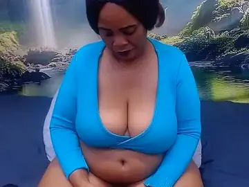 BLACKMILF4U  live sex cam