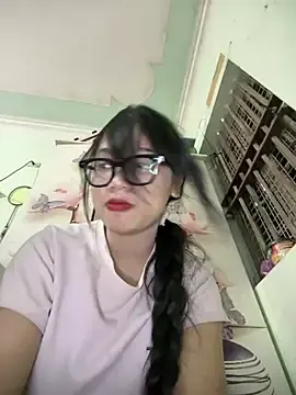Emmiuuuu03  live sex cam