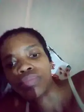 Gigi2018  live sex cam
