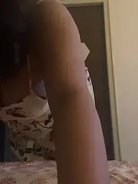 Kinkypratiki69  live sex cam