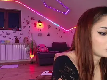 SelenaBee  live sex cam