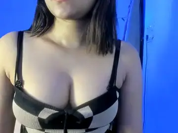 Pretty_vanya  live sex cam