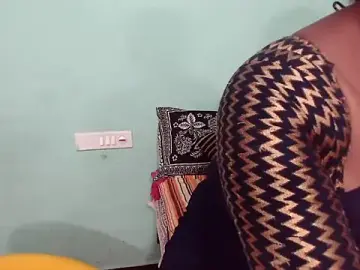 Shrutitelugu69  live sex cam