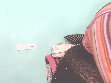 Shrutitelugu69  live sex cam