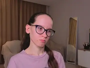 BettyBrowni  live sex cam