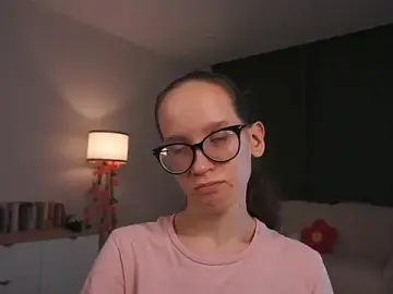 BettyBrowni  live sex cam