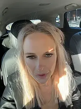 Imyourgoodgirl69xo  live sex cam