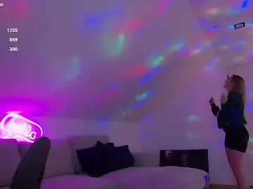 KhloeK  live sex cam