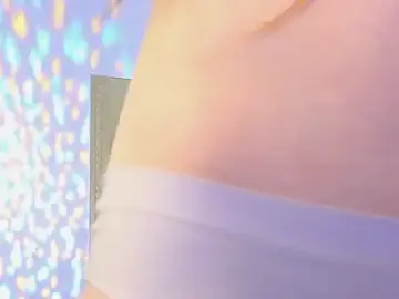 Nicole_Broown_  live sex cam